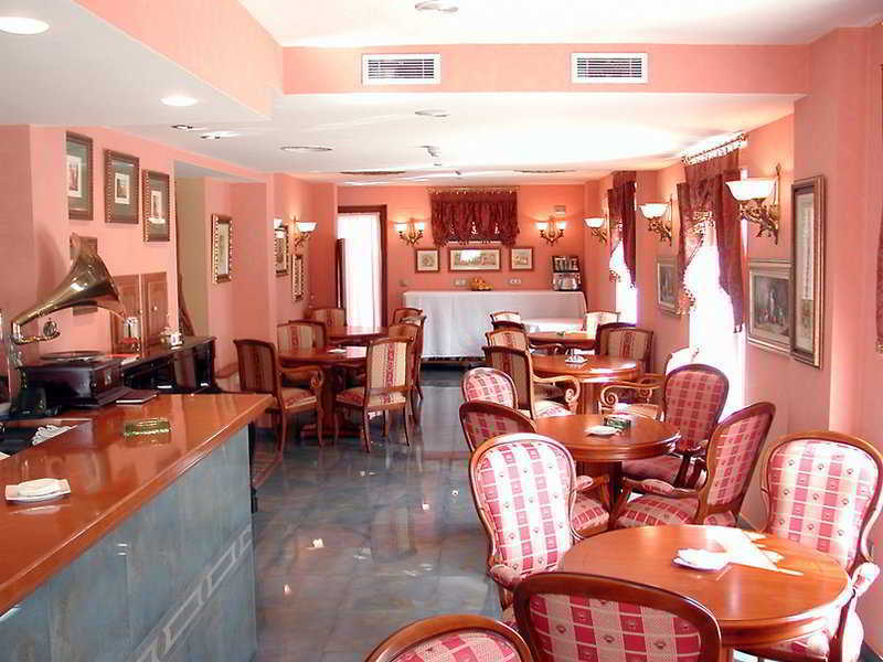 Ayre Hotel Alfonso II Oviedo Restaurang bild
