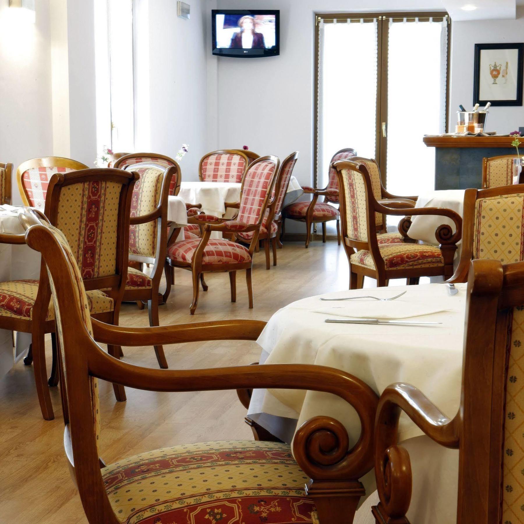 Ayre Hotel Alfonso II Oviedo Restaurang bild